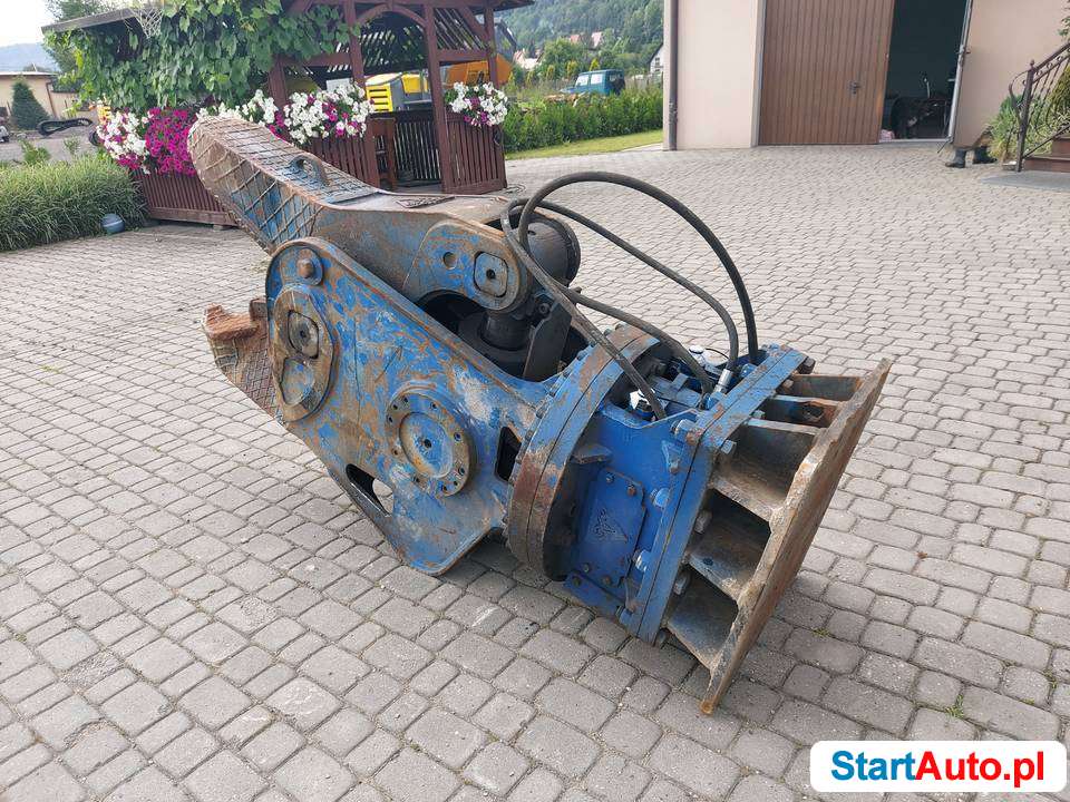 Nożyce do złomu tnąco kruszące wyburzeniowe rozbiórkowe kles