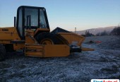 Obsypywarka do poboczy – wózek widłowy JCB, Manitou