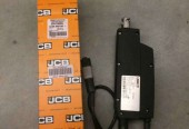 ORYGINALNY SILNIK KROKOWY JCB 8065