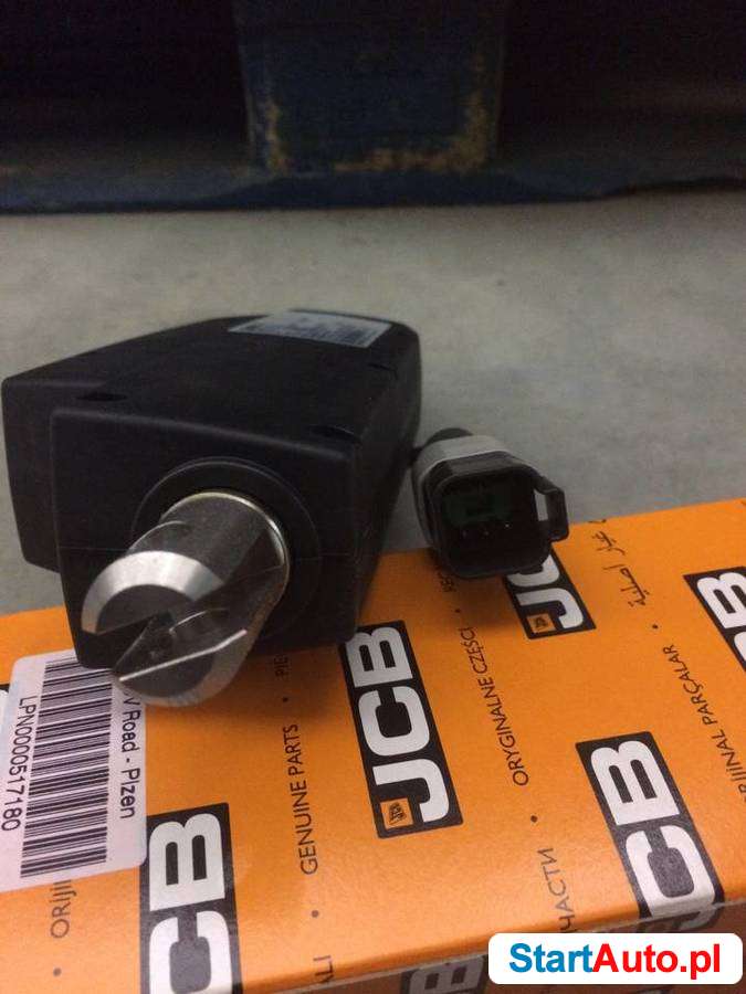 ORYGINALNY SILNIK KROKOWY JCB 8065