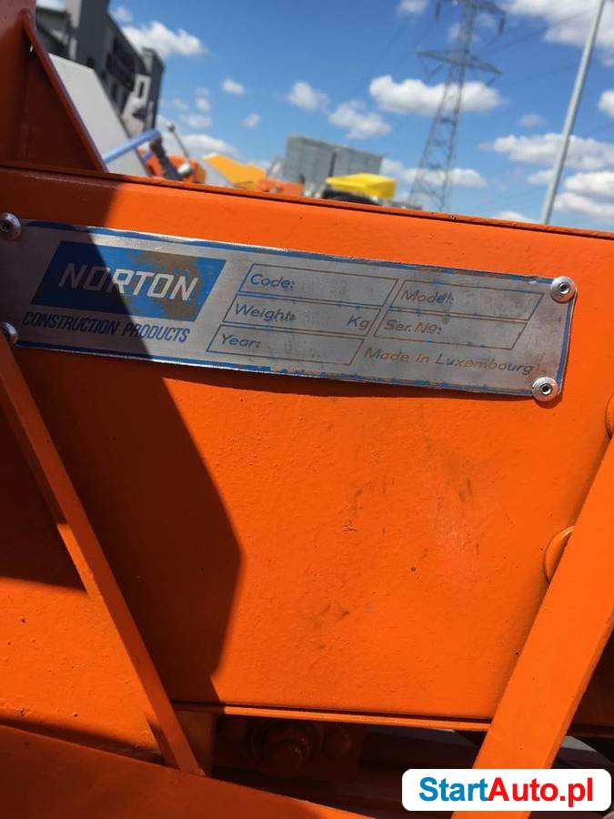 Piła przecinarka NORTON JUMBO 900 do bloczków betonowych
