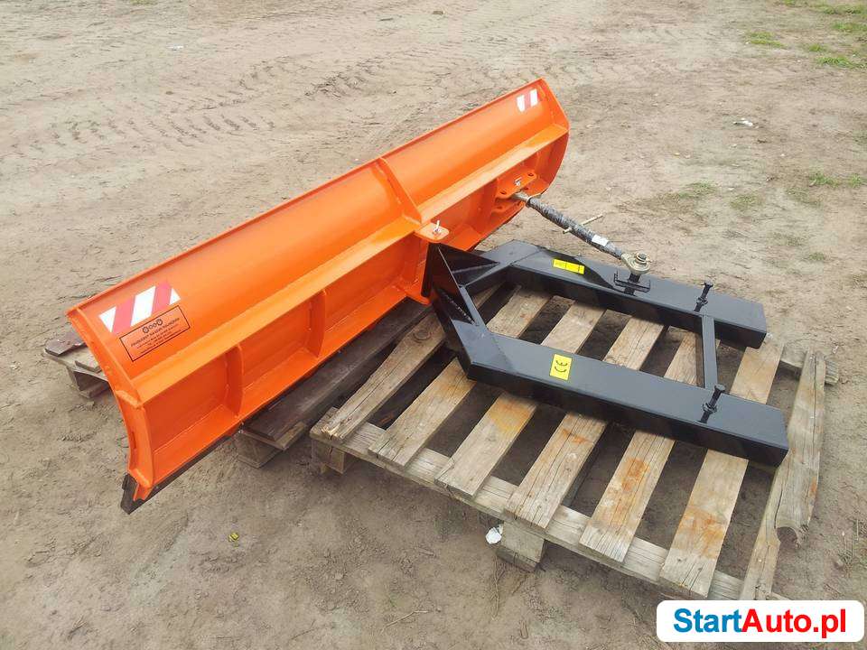 Pług 140 cm PWW14 do odśnieżania na widły wózka widłowego