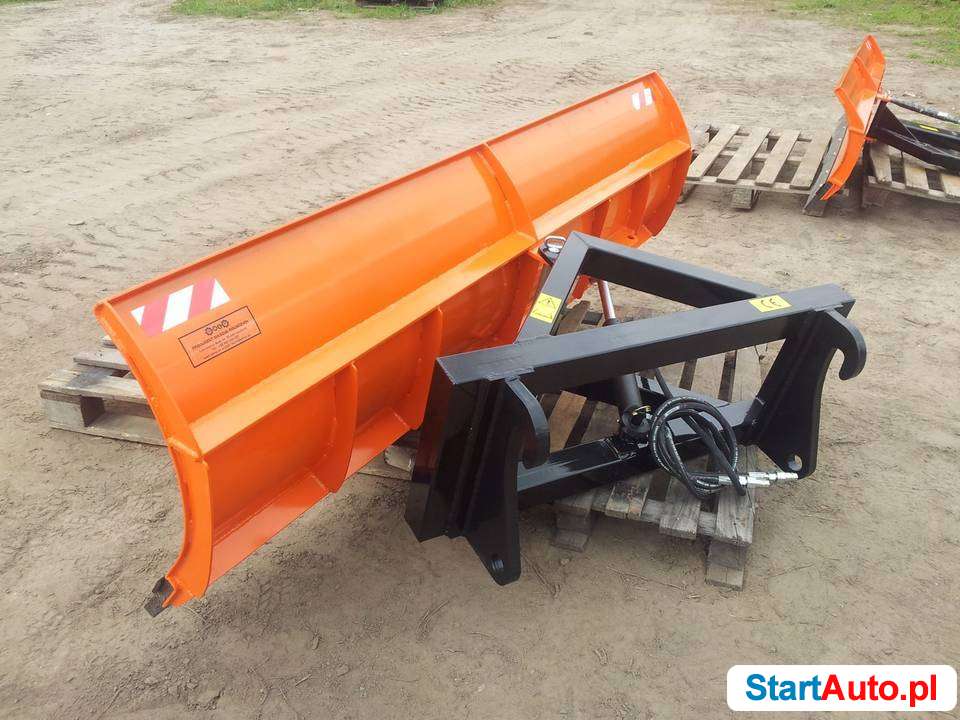 Pług lekki P2 szerokość 2 m EUROramka sterowanie hydraulicze