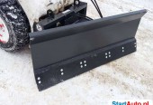 Pług śnieżny dla miniładowarek hydrauliczny wychył