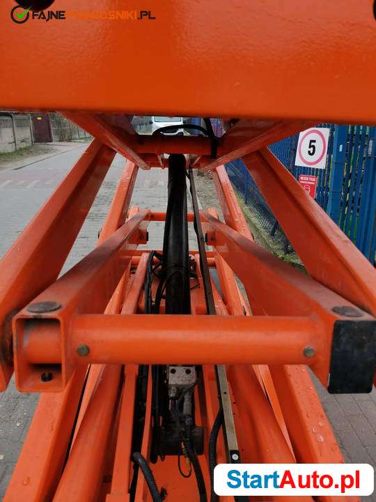 Podnośnik Haulotte Compact 8 jak JLG 2030 Genie 1930