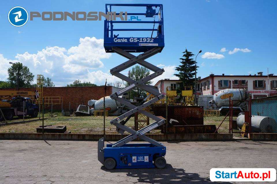Podnośnik nożycowy Genie 1932 LB101