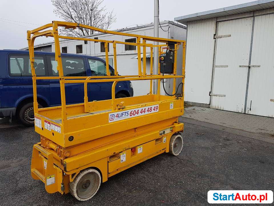 Podnosnik nożycowy Haulotte compact 8