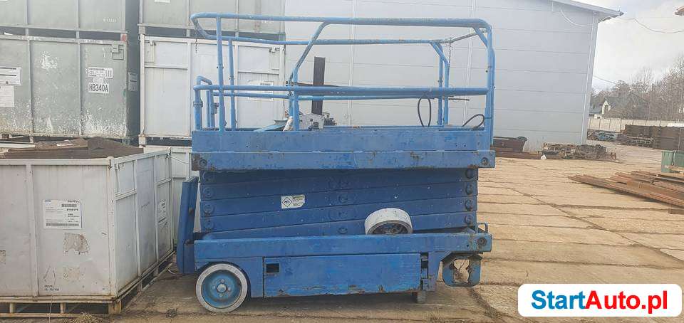 Podnośnik Nożycowy UPRIGHT, uszkodzony, 12 m