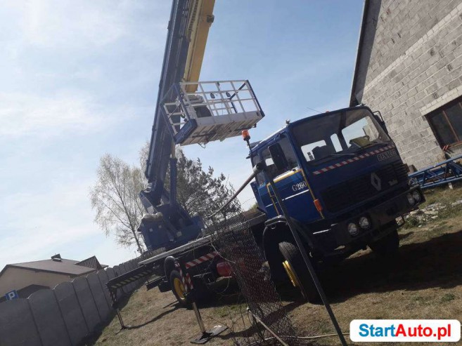 Podnośnik Koszowy Renault 32 metry stan bdb