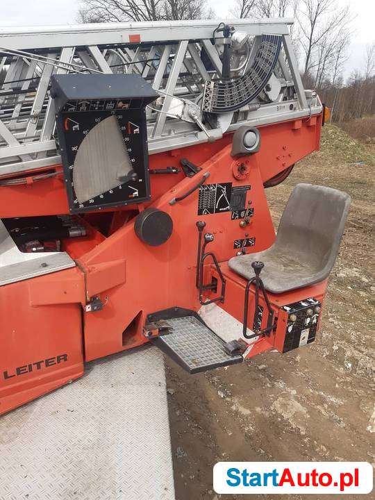 Podnośnik zwyżka 30m