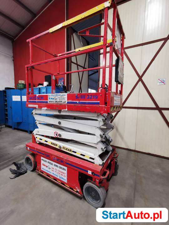 PODNOŚNIKI NOŻYCOWE 8M SKY JACK 3219