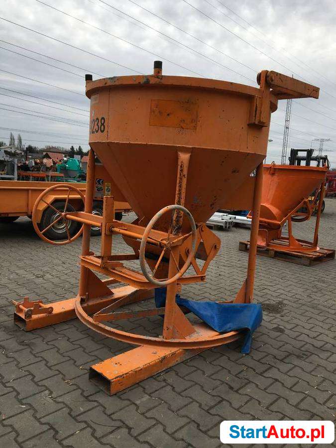 Pojemnik dźwigowy do betonu niemieckiej firmy EICHINGER 1016