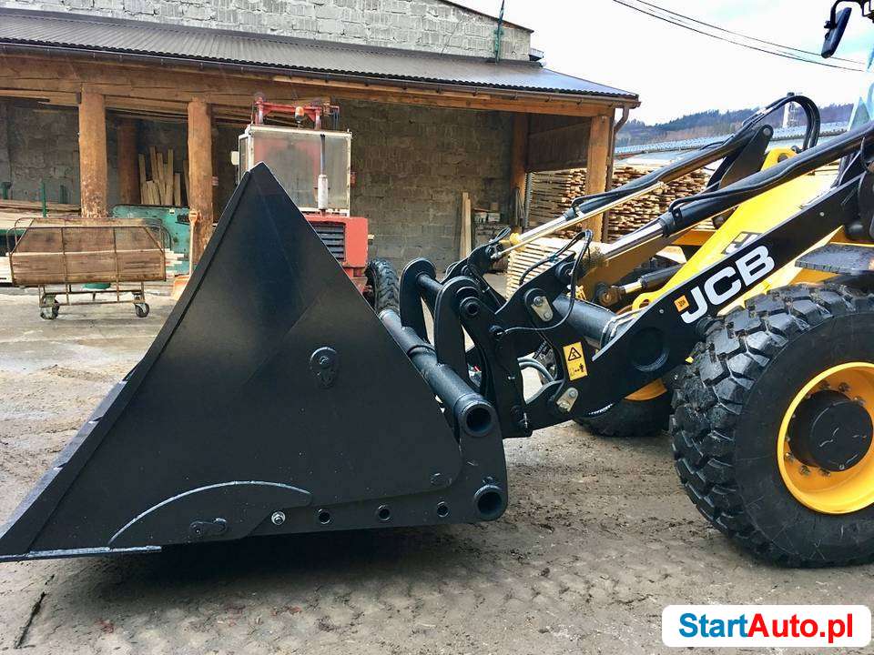 PRODUCENT – ŁYŻKI DO ŁADOWAREK, KOPAREK – OSPRZĘT