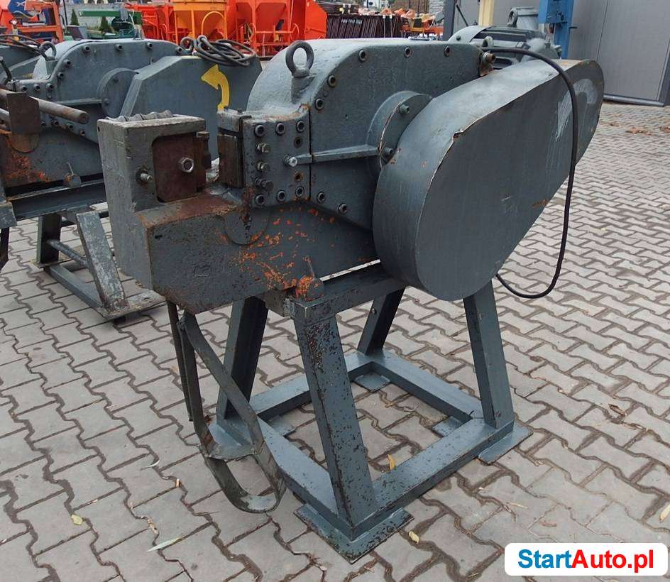 Profesjonalna gilotyna (nożyce) ZREMB typ NM4-40 zbrojenie