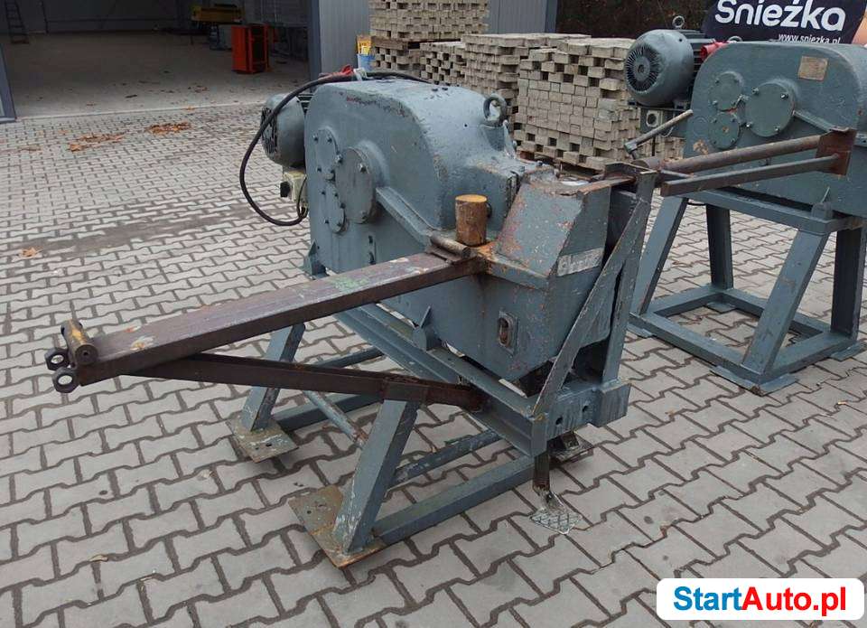 Profesjonalna gilotyna (nożyce) ZREMB typ NM4-40 zbrojenie