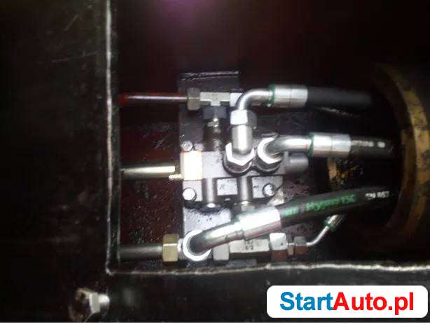 Przyczepa leśna zrywkowa forwarder 4WD