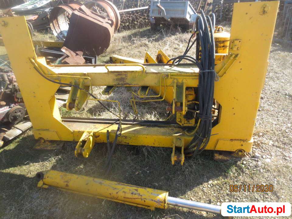 Ramie teleskop koparko ładowarka MF 50HX