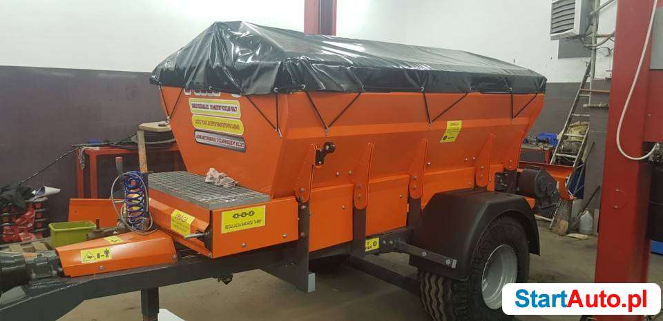 RCW 3 Posypywarka, piaskarka soli,piasku,rozsiewacz nawozu