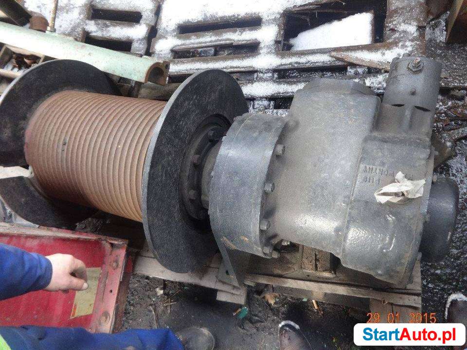 reduktor z wciągarką hydrauliczną do żurawia