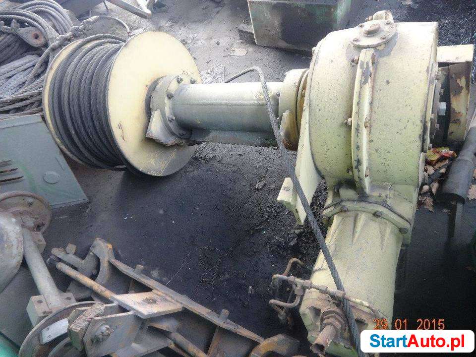 reduktor z wciągarką hydrauliczną do żurawia typ adk-125