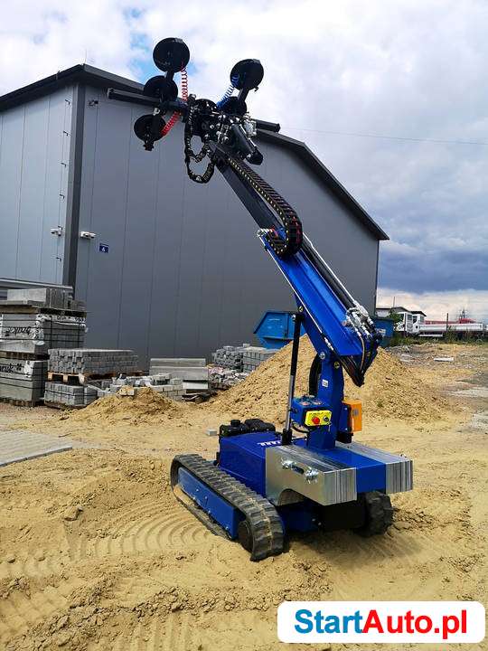 Robot próżniowy na gąsienicach