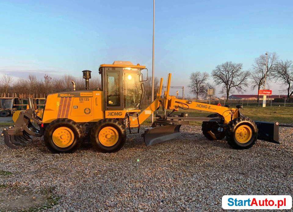 Równiarka drogowa XCMG GR135