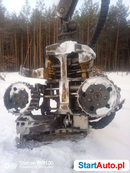 Sampo SR1046 harvester