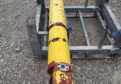 silownik-kobelco-sk330-lc-d213-s110100-nie-akcesoria-sprzedam-525058660