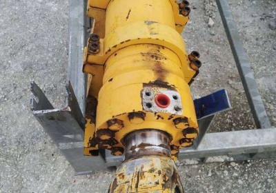 silownik-liebherr-a-r-312-d164-s80-t85hyd1685-nie-524577339
