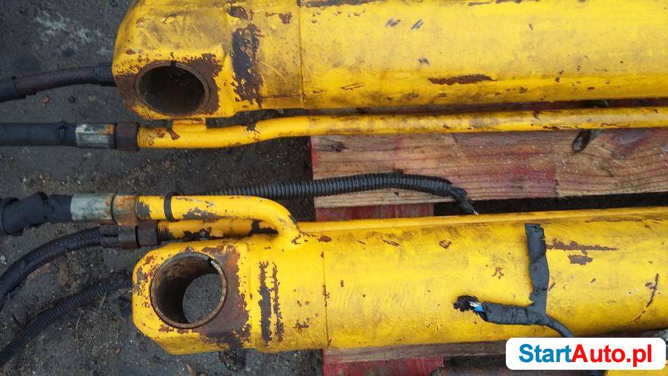 Siłowniki Hydrauliczne Tura Ramienia JCB 3CX