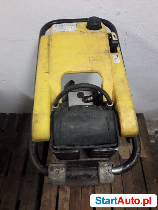 SKOCZEK STOPA WIBRACYJNA ZAGĘSZCZARKA WACKER BS50-2