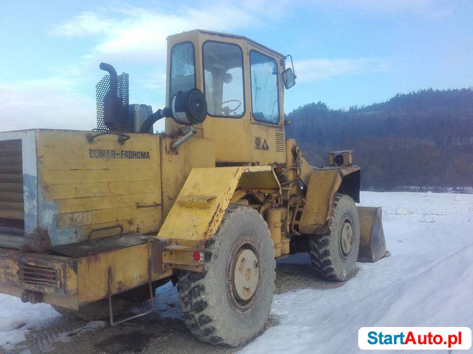 Sprzedam ładowarkę ł220