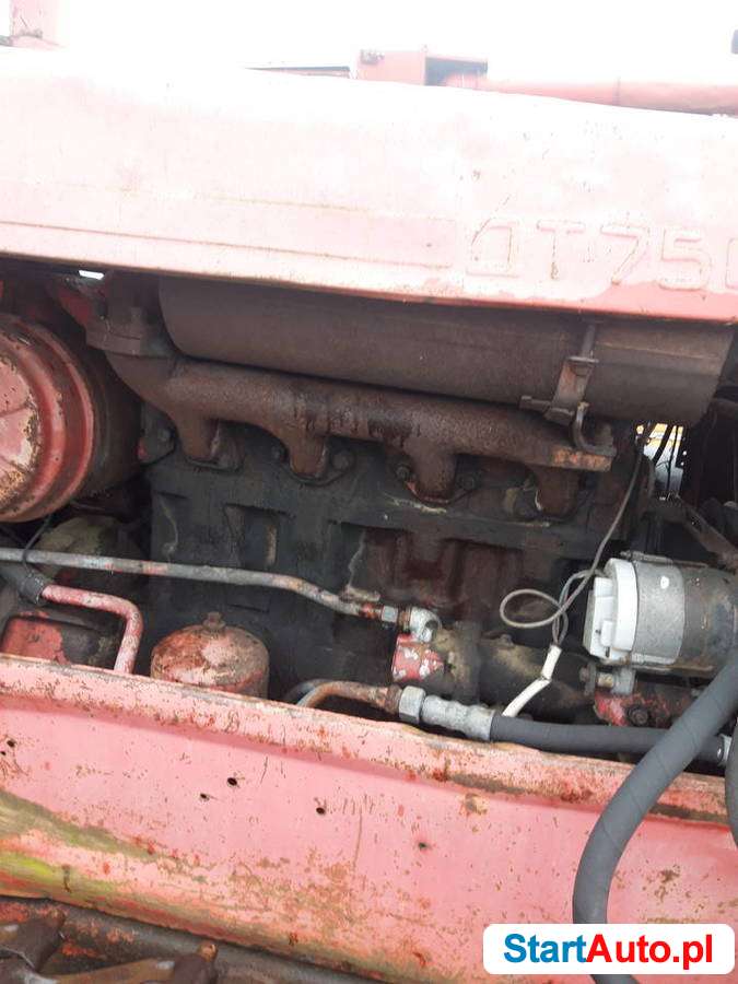 Spych DT75 spycharka dt 75 spychacz gąsienice lemiesz złom