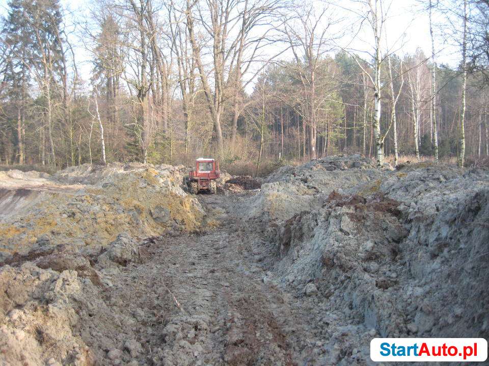 Spycharka gąsienicowa DT-75, 100 KM, rok 1987, 100% sprawna.