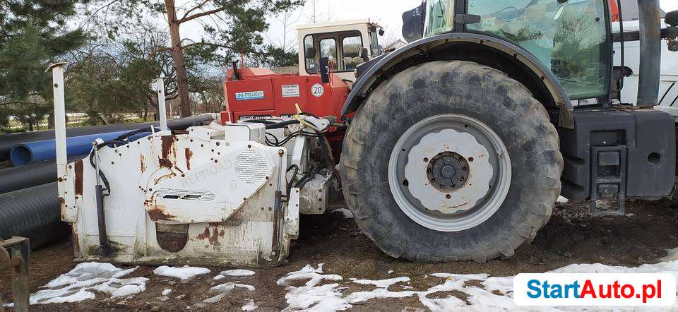 Stabilizator gruntu Wirtgen WS 220 + Massey Ferguson 8690