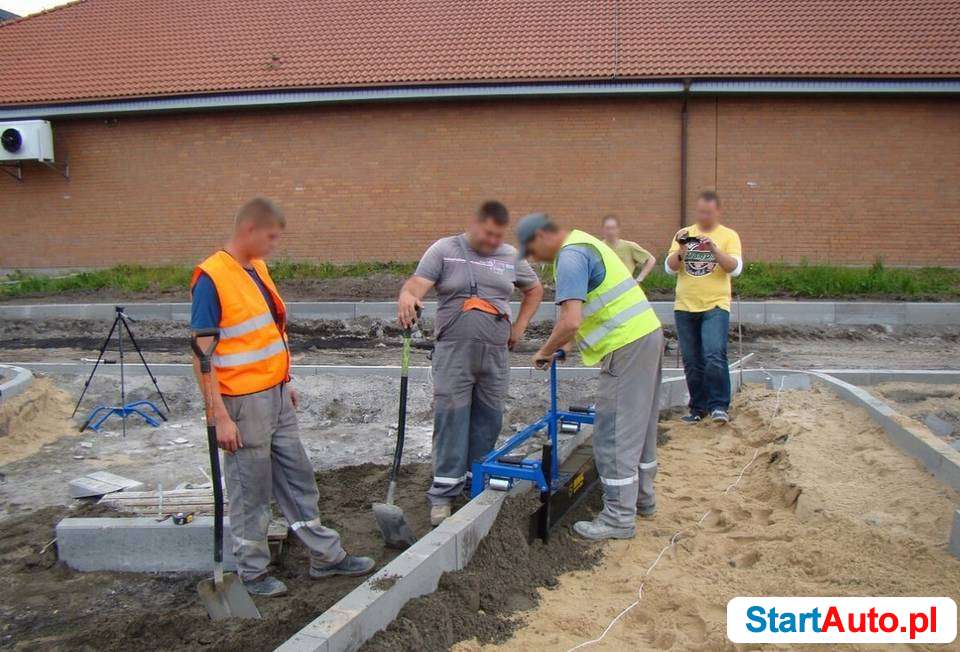 Szalunek ślizgowy krawężników MIMAL + ubijak SZL