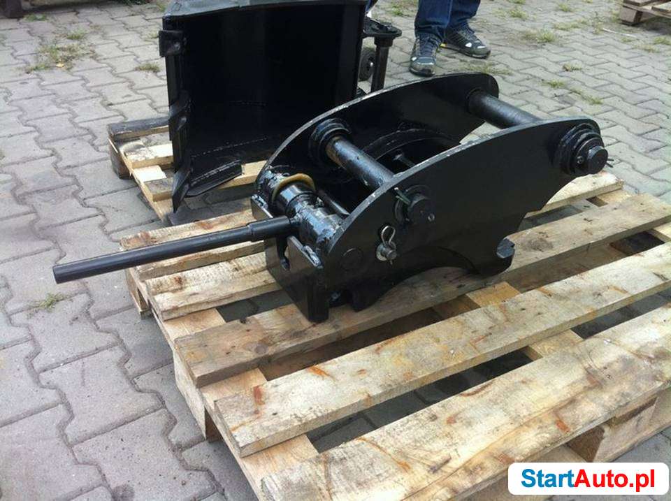 Szybkozłącze CAT 428 432 442 444