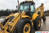Ta maszyna NEW HOLLAND jest z 2004 roku