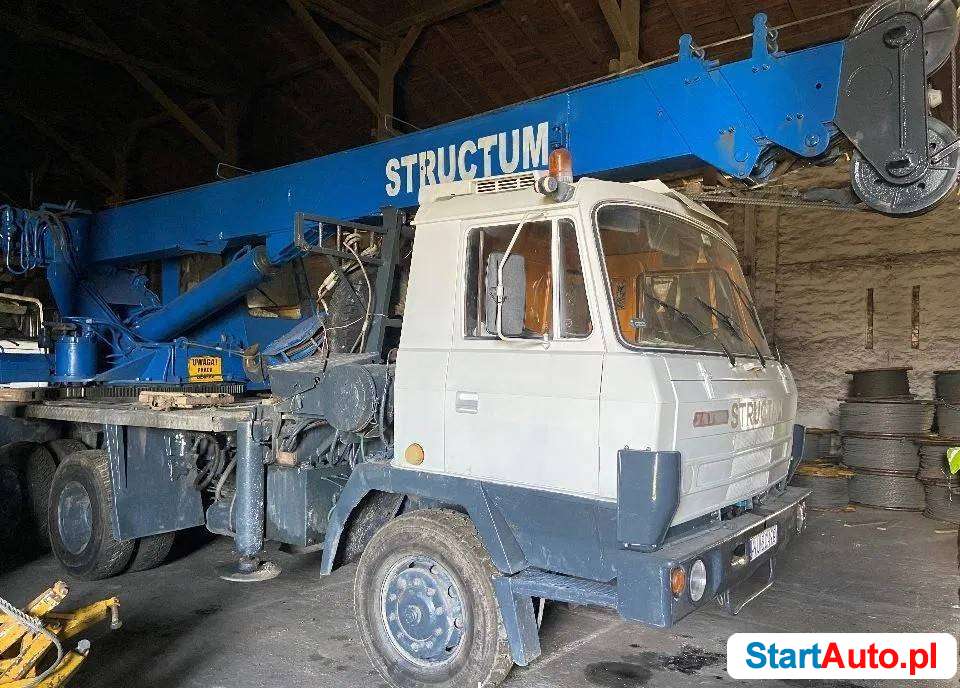 Tatra 815 żuraw samochodowy