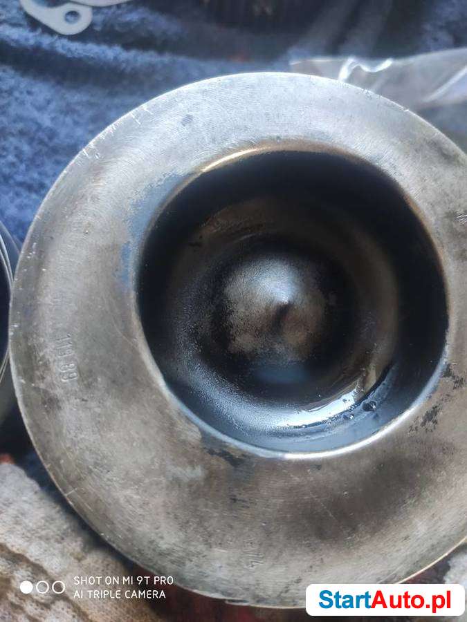 Tłoki silnik liebherr D 906 ti-e do ładowarki nr 439 14 00