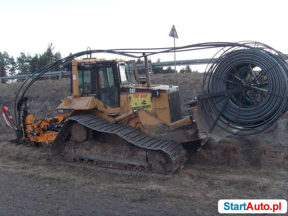 Trencher pługoukładacz Ditch Witch Cable Plow Goliat wynajem