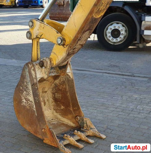 Koparko Ladowarka na Duzych Kolach CATERPILLAR 434 E