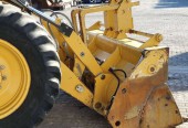 Koparko Ladowarka na Duzych Kolach CATERPILLAR 434 E