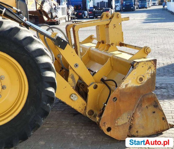 Koparko Ladowarka na Duzych Kolach CATERPILLAR 434 E