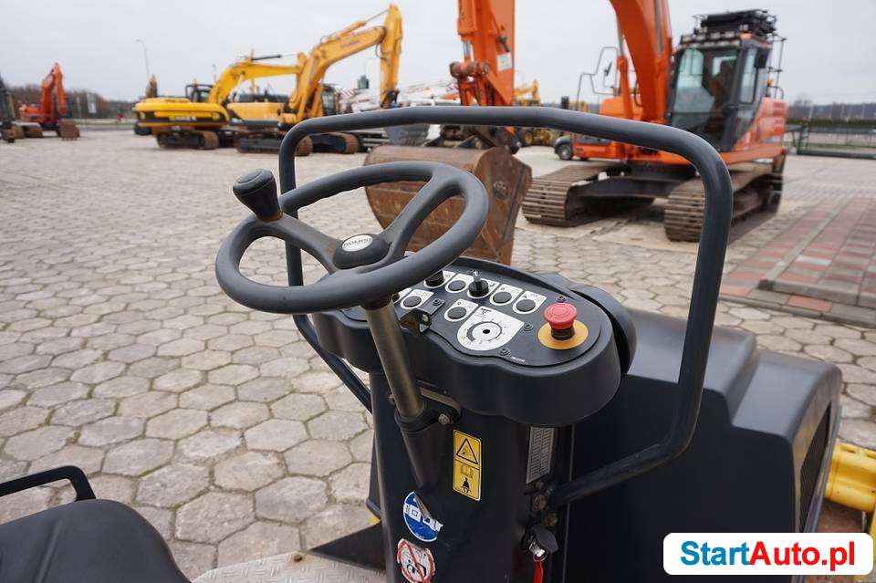 Walec BOMAG BW120 AD-4