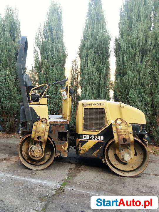 Walec Caterpillar CB-224D