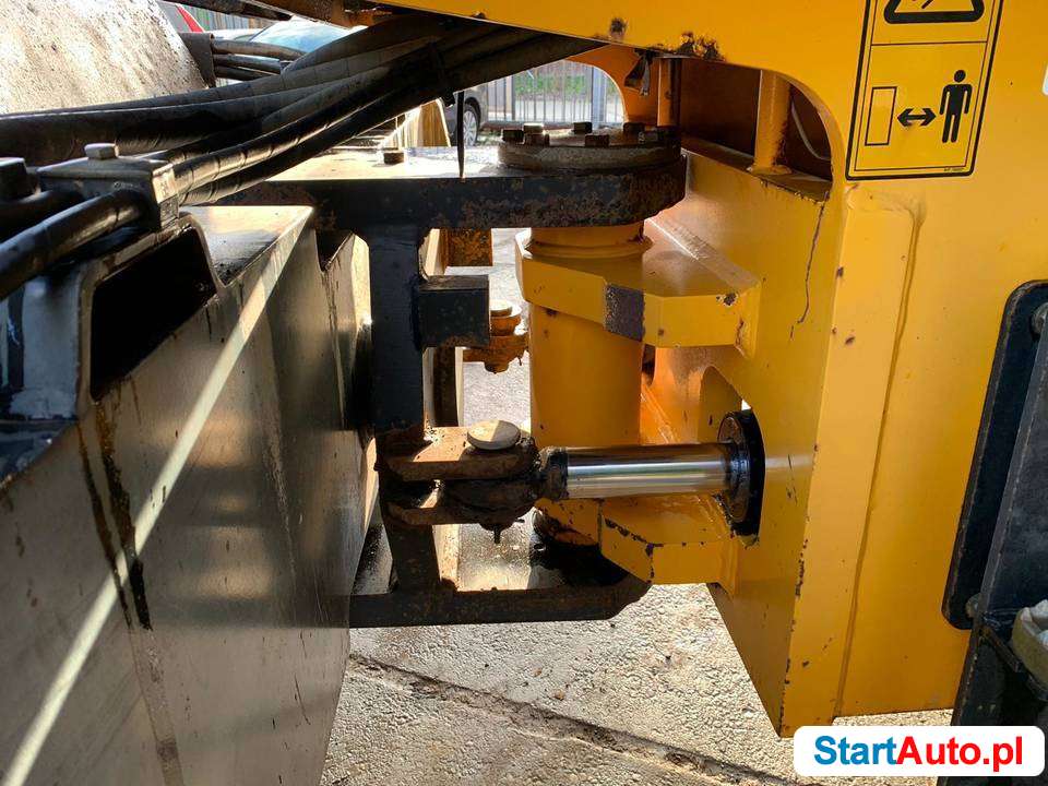 Walec drogowy JCB VM 200 Vibromax