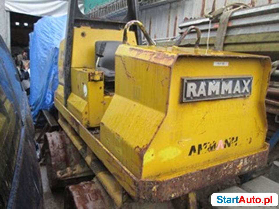 54.Walec okołkowany RAMMAX Typ: RW 2900