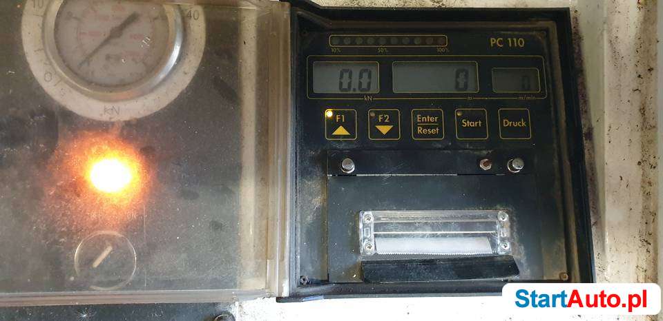 Wciągarka kablowa BAGELA KW 4000, 4 t, 800 m liny, PC 110