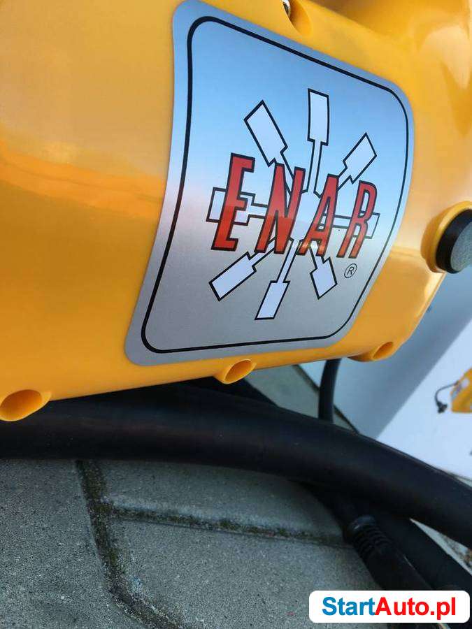 Wibrator do betonu Enar AVMU buława 40mm wałek 4m